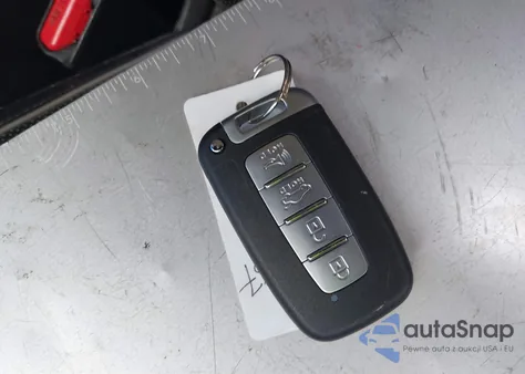 2017 Genesis G90 Ultimate z USA, uszkodzony, nr VIN KMHG54JH2HU031133